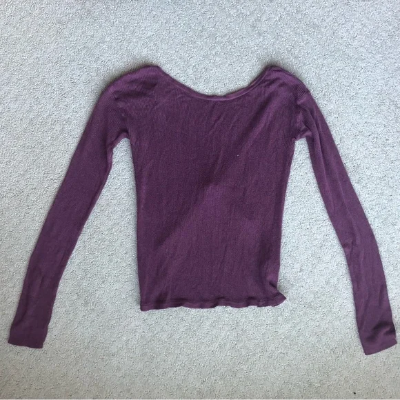 Size Small Open Back Top - Picture 2 of 2